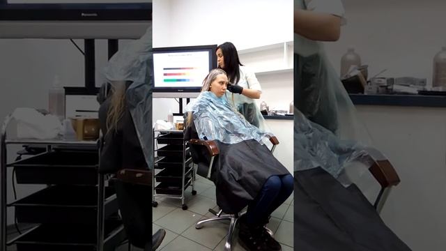 Экми инова снменар по блондам смотреть онлайн