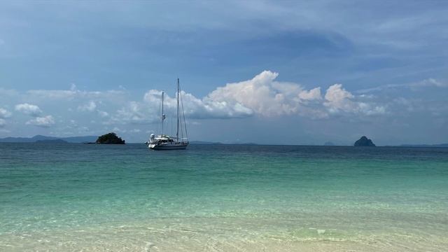 Phuket: Island Hopping Yacht Adventure смотреть онлайн