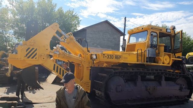 Бульдозер Т-330ГР после капитального ремонта нашёл своего хозяина на Кавказе. Грузим на трал смотреть онлайн