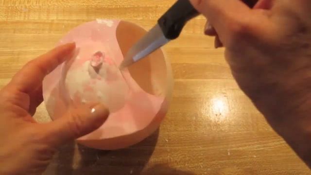 how to: Plaster of Paris Bowl decoupage & Glitter! смотреть онлайн