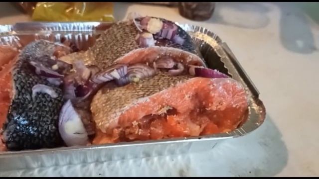 Форель на сковороде?| Дачная Кухня смотреть онлайн
