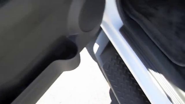 2005 Chevrolet Colorado Crew Cab 4X4 Start Up, Engine, and In Depth Tour смотреть онлайн
