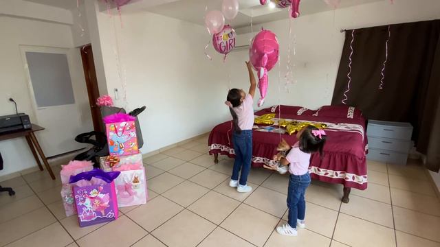 NUESTRA NUEVA HERMANITA | Las Leoncitas Kids
