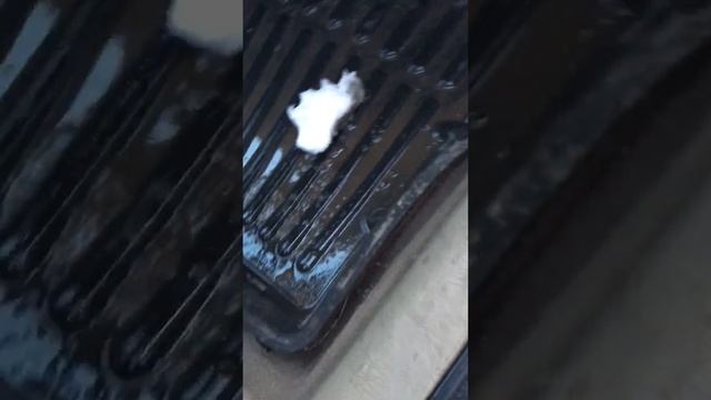 Лайфхак. Как избавиться от сырости в салоне . смотреть онлайн