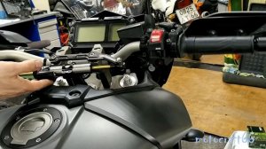 Yamaha MT-09 установка рулевого демпфера