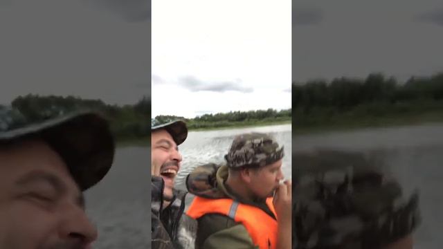 Рыбалка на Оке с лодки , отдых на реке смотреть онлайн