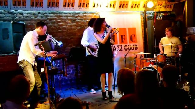 Acid Cool live @ JFC Jazz club 11.07.2010 - "Over Me" смотреть онлайн
