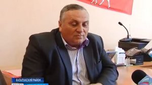 Бабушка, которая воспитывает родного внука, никак не может оформить опеку над ним