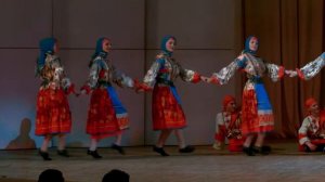 Танец некрасовских казаков «Крыло». Хореографический ансамбль «Ритмы детства»
