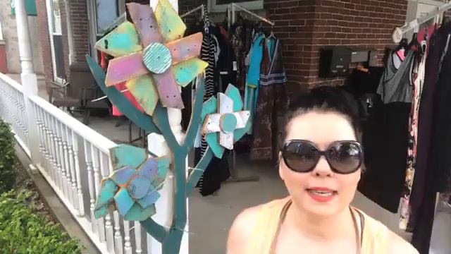 Painting Wooden Flowers LIVE