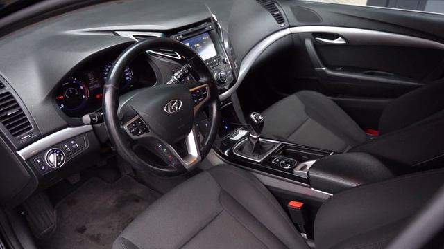 Hyundai i40 Wagon смотреть онлайн