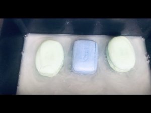 ASMR/soaked soap/sponge
