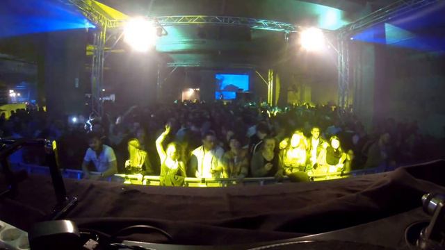 Chris Veron @ Electric City Silvester 2013 - Ganter Brauerei Freiburg Part 2 смотреть онлайн