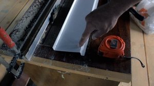 Установка отливов на окна своими руками. Строим каркасный дом