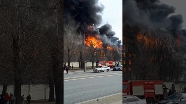 Санкт-Петербург. Октябрьская набережная 12.04.21г.
