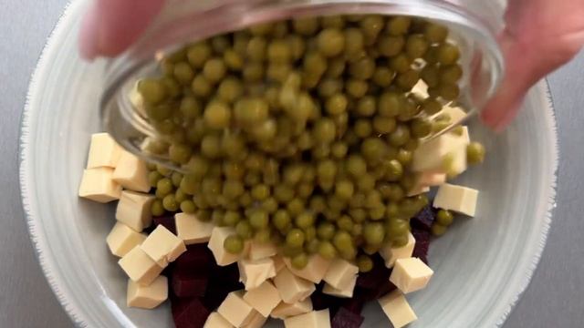 Ich könnte dieses REZEPT jeden Tag machen! Ich nehme Rote Bete und bereite den Salat in 5 Minuten z смотреть онлайн