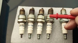 Как измерить сопротивление свечи с резистором и без.