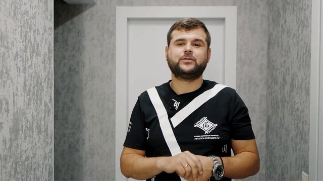 НАТЯЖНОЙ ПОТОЛОК В КОРИДОРЕ | Крутейшее освещение! Slott смотреть онлайн