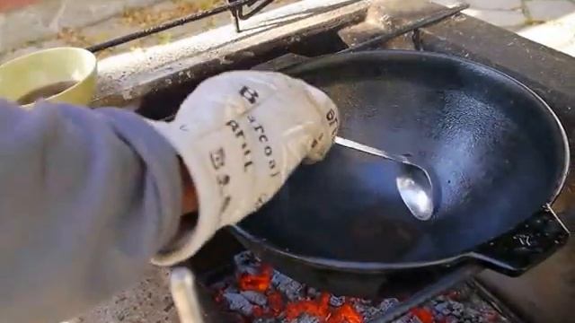 Баранина с картошкой в казане. Видеорецепт от Сергея Швырева смотреть онлайн