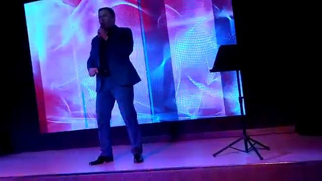 Поёт Алексей Ярошевич «Наш город» смотреть онлайн