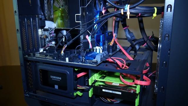 PC DIY: Reptar Strikes Back! [Part 2, Time-lapse Un-build: Rip It Up & Start Again] смотреть онлайн
