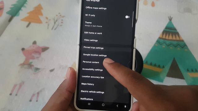 SAMSUNG Galaxy Z Flip 5 Tips: How to enable or disable Timeline Emails on Google Maps смотреть онлайн