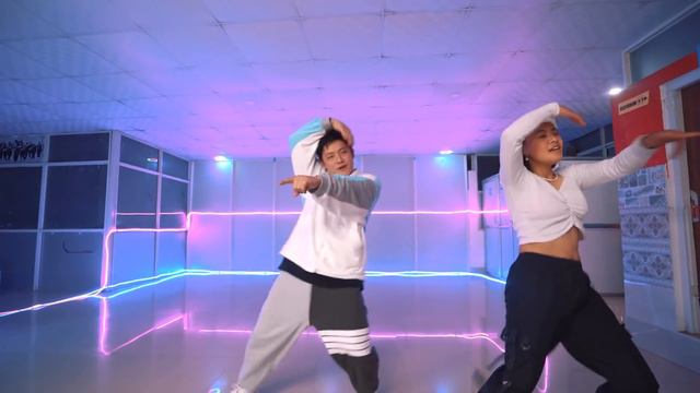 SUNA BAATULI !!! DANCE COVER RUNGMANG RAI & PRATIVA RANI RAI !!! смотреть онлайн