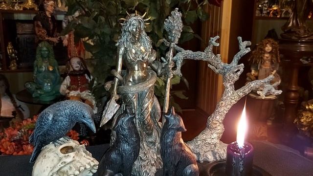 МЕЧТАЮЩИМ СТАТЬ ВЕДЬМОЙ. ВЕДЬМИНА ИЗБА. ИНГА ХОСРОЕВА смотреть онлайн