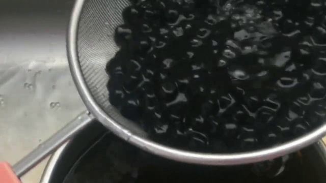HOW TO COOK TAPIOCA PEARLS | PERFECT, SWEET AND CHEWY TAPIOCA PEARLS (BOBA PEARLS) ERSAO смотреть онлайн