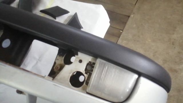 Покраска бамперов молдингов и пластика в гараже | How to paint bumper moldings and plastic смотреть онлайн