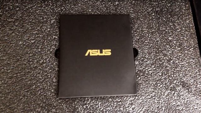 AMD Asus Strix RX VEGA 64 OC Edition Unboxing смотреть онлайн