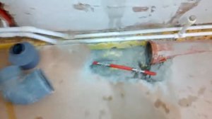 Ремонт теплого пола. Пробили трубу.