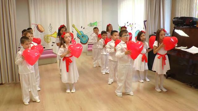 Танц "Обич" - ПГ"а" - ДГ№38 "Маргаритка",гр. Варна смотреть онлайн