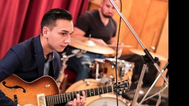 Danyi Csaba -Mimosa Gipsy Swing /Jazz violin and Guitar/ смотреть онлайн