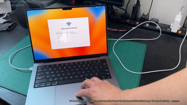 14" MacBook Pro M2 Pro (10-Core CPU, 16-Core GPU, 16GB Memory, 512GB SSD) - Unboxing & Basic Setup смотреть онлайн