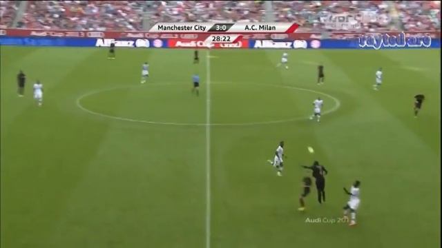Micah Richards vs AC Milan. 2013 Audi Cup смотреть онлайн