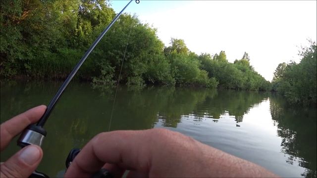 МОРМЫШИНГ.. ГДЕ ЖИВЕТ РЫБА ГАД...С МОРМЫШКОЙ В ЗАБРОДКУ смотреть онлайн