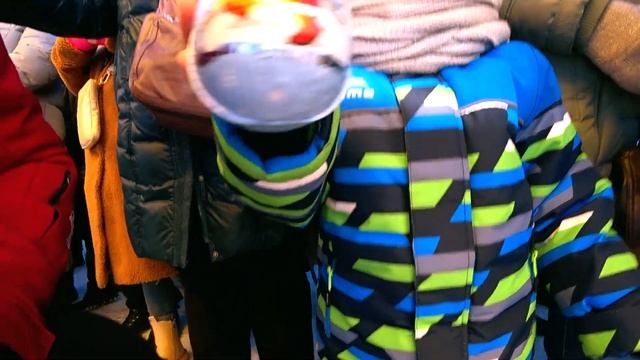 НИЧЕГО НЕ ВЫИГРАЛИ НО САМИ,ЧТО ТО ПОДАРИЛИ)) смотреть онлайн