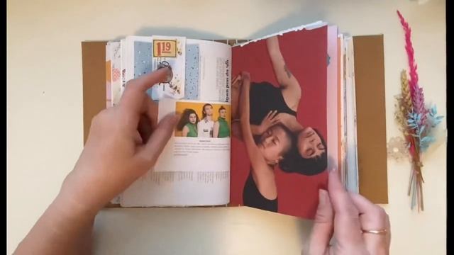 Using Magazines - Frankie Floral Junk Journal, completed and final flip through. смотреть онлайн