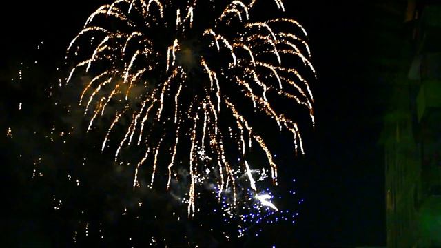 Новогодний Салют 2017 в г.п. Невская Дубровка! смотреть онлайн