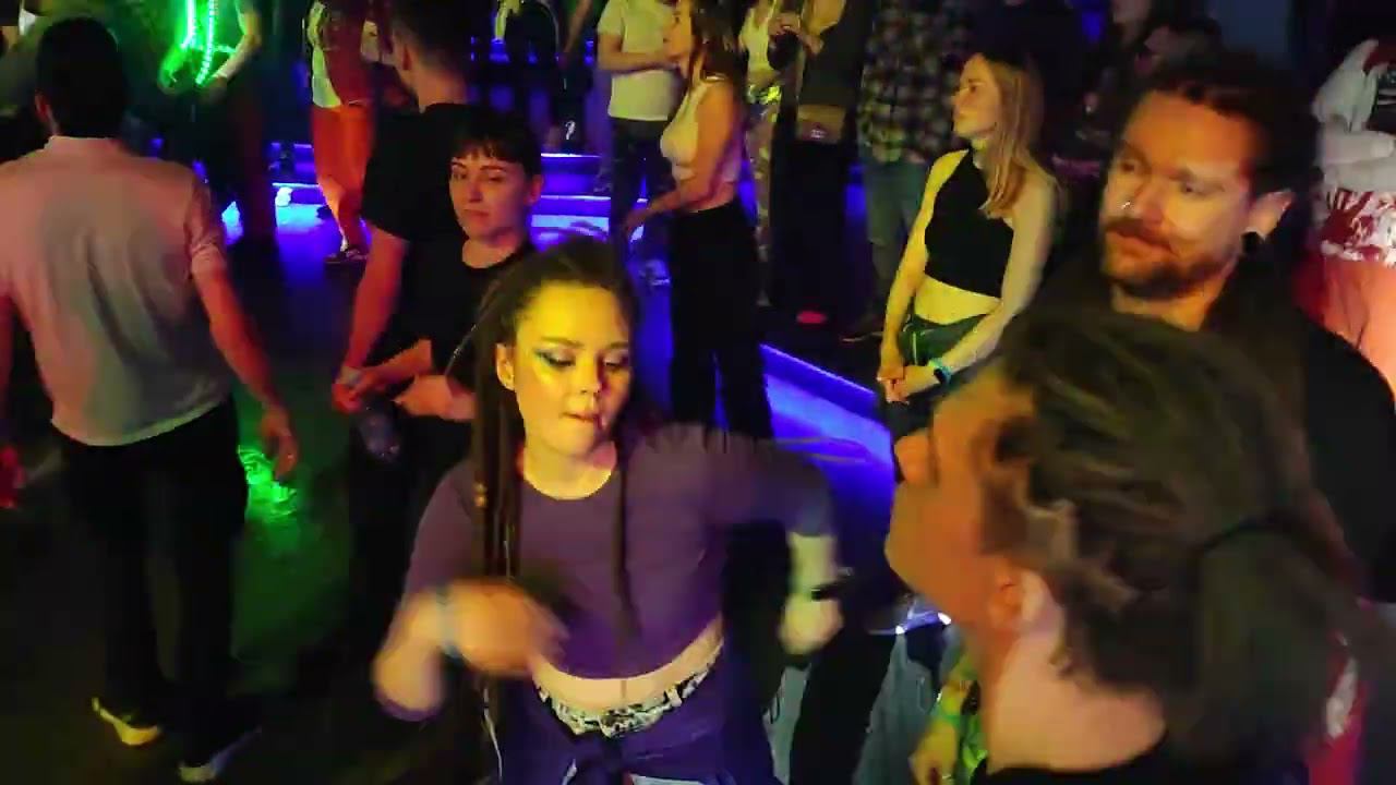 07.04.23 FREE RAVE в клубе "Известия" - День Рождения Виктора Строгонова смотреть онлайн