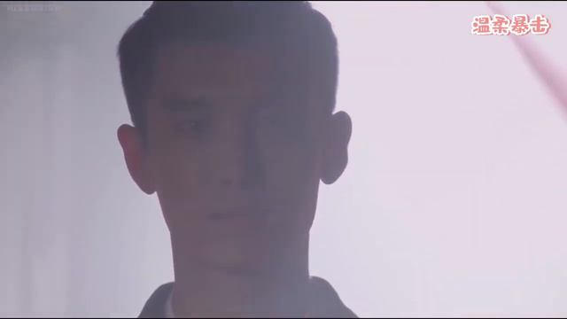 ✨心機女勾引霸道皇帝惹皇后吃醋，皇帝直接賜毒酒送走她，讓皇后徹底安心！ 丨中国电视剧 смотреть онлайн