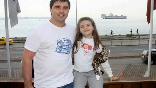 Ангелина поздравляет своего папу с 30 летием смотреть онлайн