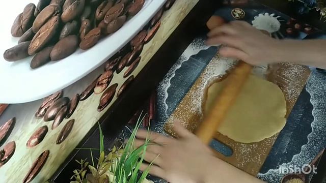 Рогалики с вареной сгущенкой. Сгущенка больше не вытечет! смотреть онлайн