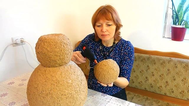 Снеговик из двух коробок. смотреть онлайн