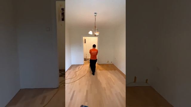 Обновили паркетную доску на подложке? #частныймастер #ремонт #паркетчик #работавкайф #шлифовка смотреть онлайн