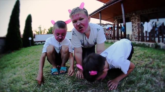 Лагерь VIP Звездный: Три поросенка