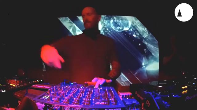 Philipp Straub @ Moody x IXEL (Bratislava, Slovakia) 16.3.2018 смотреть онлайн