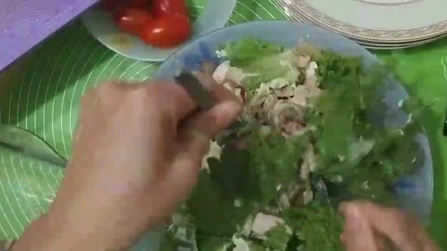 Салат Цезарь / Caesar salad #videos #рецепты смотреть онлайн