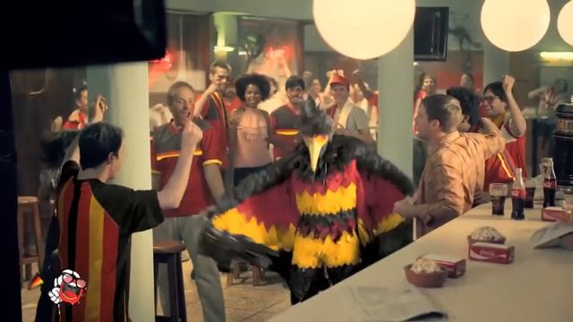 Coca-Cola Werbung zur UEFA EURO 2012™ смотреть онлайн